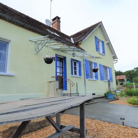 Les Tibles Bed & Breakfast Nanthiat Luaran gambar