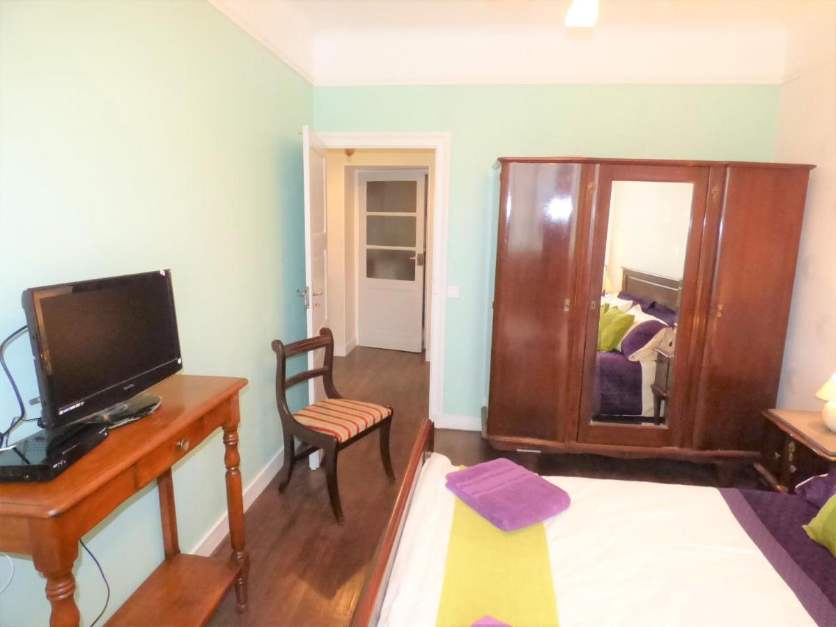 Les Tibles Bed & Breakfast Nanthiat Luaran gambar
