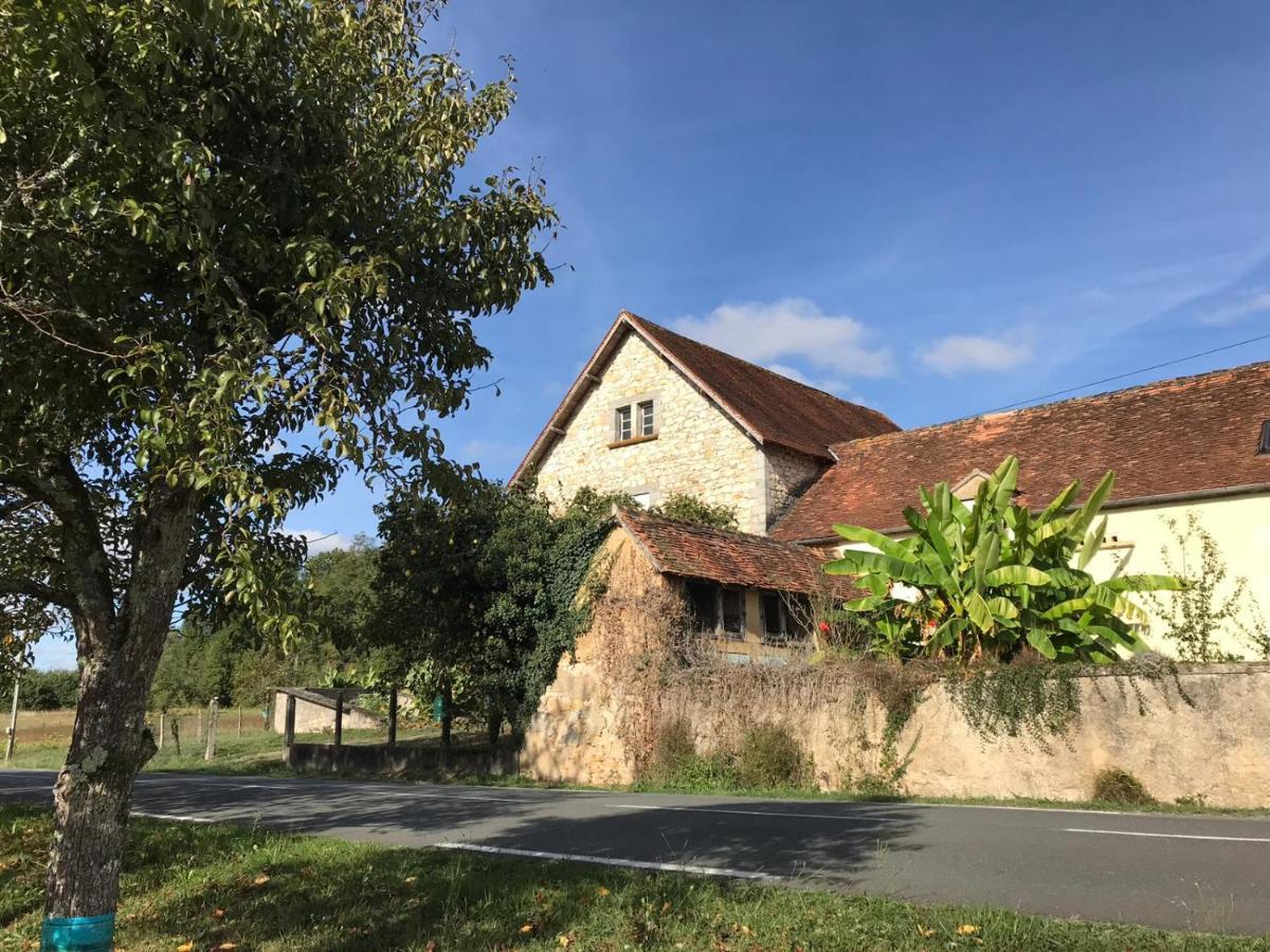 Les Tibles Bed & Breakfast Nanthiat Luaran gambar