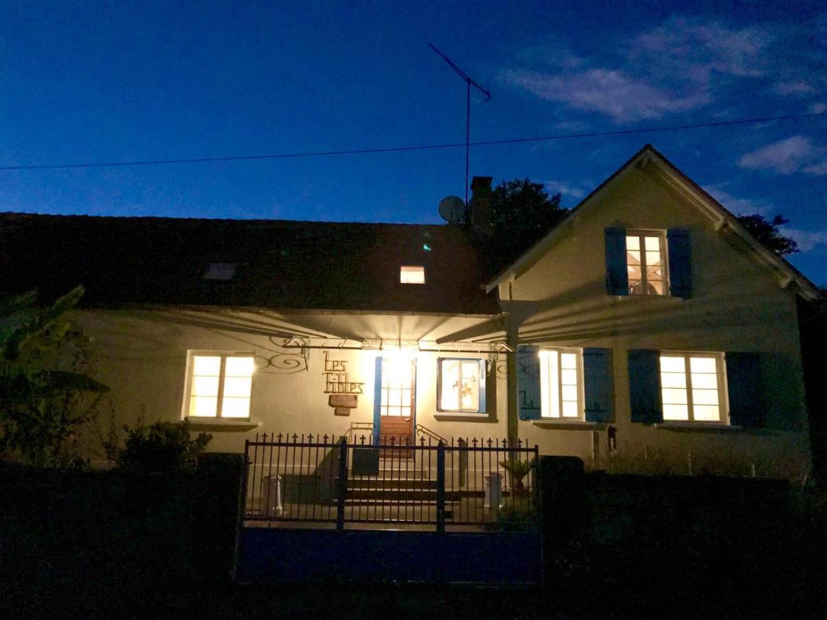 Les Tibles Bed & Breakfast Nanthiat Luaran gambar